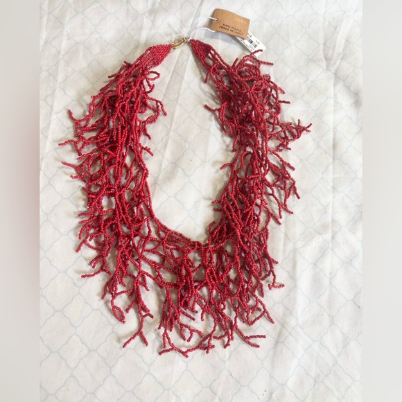 Pink Linen Elegant Red Beaded Necklace - Picture 2 of 5